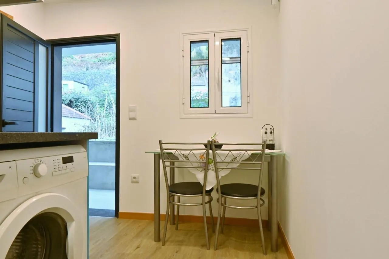 Apartment Casa Familia Pestana 1, A Home In Madeira Seixal